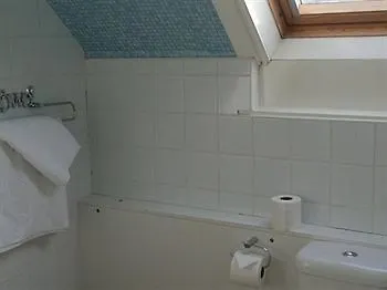 Calder House Bed & Breakfast