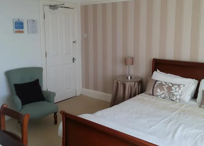Bed & Breakfast Calder House 3*
