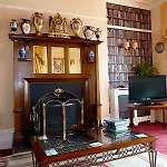 Calder House 3*